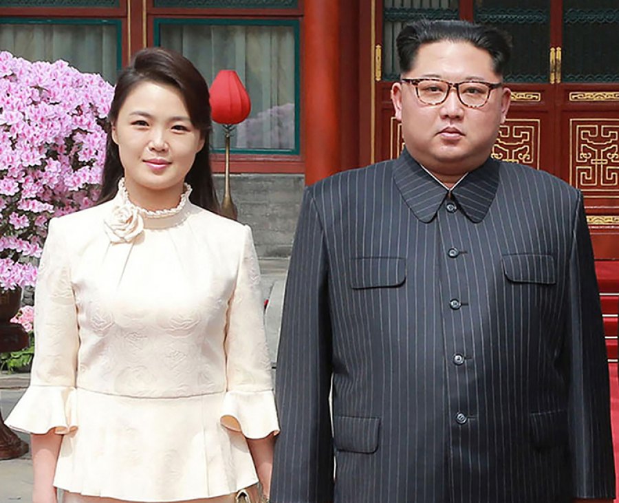 10 rregulla strikte që gruaja e Kim Jong-Un duhet të ndjekë!