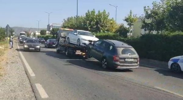 Tjetër aksident në Lezhë, përplasen dy automjete, raportohet për dëme materiale