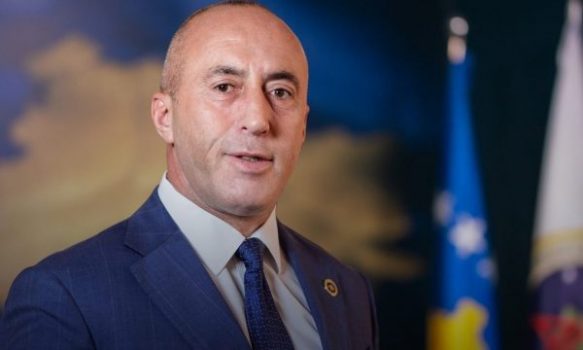 Haradinaj kritikon Kurtin: Po e rrezikon Kosovën. Opozita të bashkohet për mocion mosbesimi