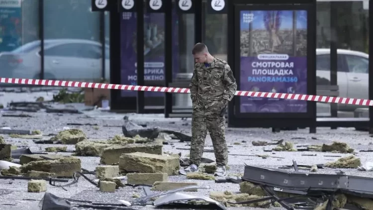 Sulmi me dron në Moskë/ Zelensky paralajmëron: Lufta po kthehet në Rusi