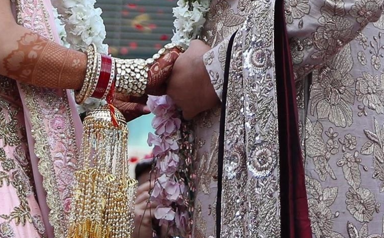 Indi, mbahet martesë kolektive për mbi 2.100 çifte
