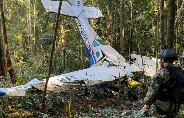 4 fëmijët mbijetuan 40 ditë në mes të xhunglës pas rrëzimit të avionit, mamaja e plagosur u tha të largoheshin