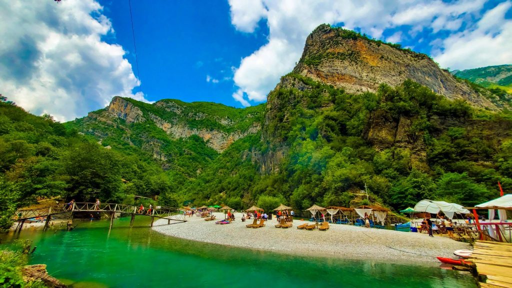 Media amerikane: Shtatë atraksionet turistike më të vlerësuara në Shqipëri për 2024