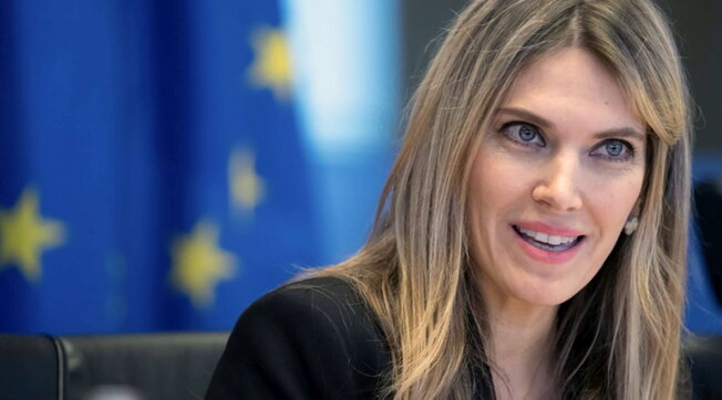 Skandali Katar-Gate, Eva Kaili padit Parlamentin Europian: Shkeli imunitetin tim!