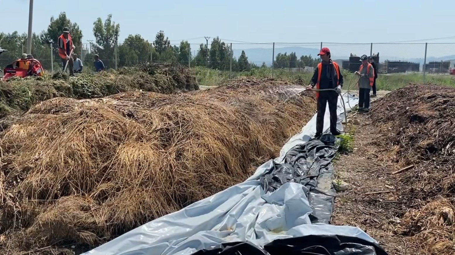 Balla: Investimi për kompostimin e mbetjeve në Roskovec, ndihmë për fermerët