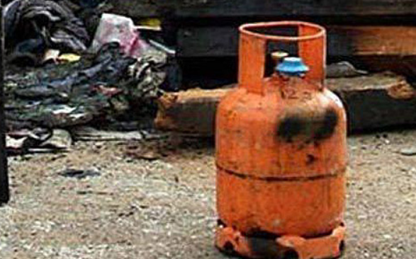Defekt në bombolën e gazit, përfshihet nga zjarri apartamenti në Tiranë