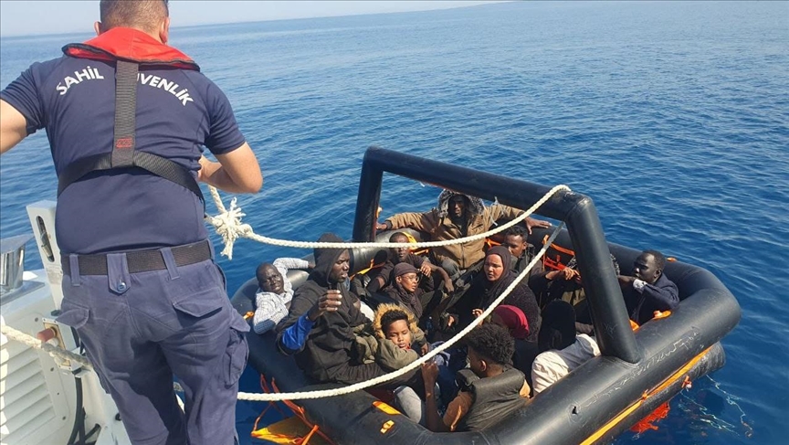 Türkiye shpëton 14 emigrantë të parregullt të shtyrë mbrapa nga Greqia