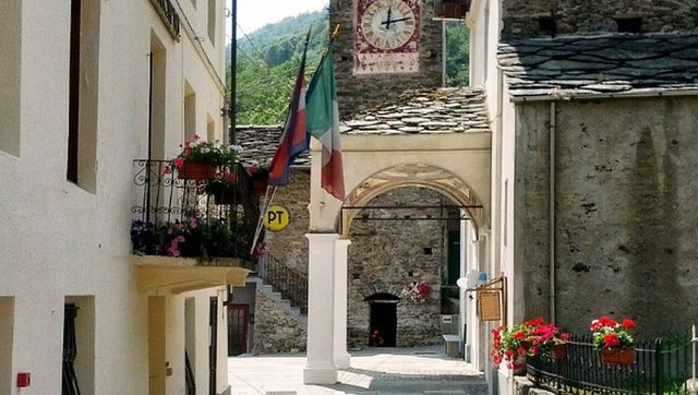 Në një fshat italian me 46 banorë, rreth 30 janë kandidatë në zgjedhjet lokale