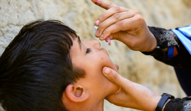 Afganistani synon të vaksinojë miliona fëmijë kundër poliomielitit