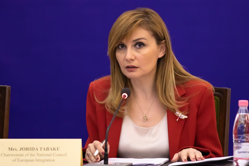 Tabaku: Popullsia e Shqipërisë është tkurrur me 1,3% në 2022
