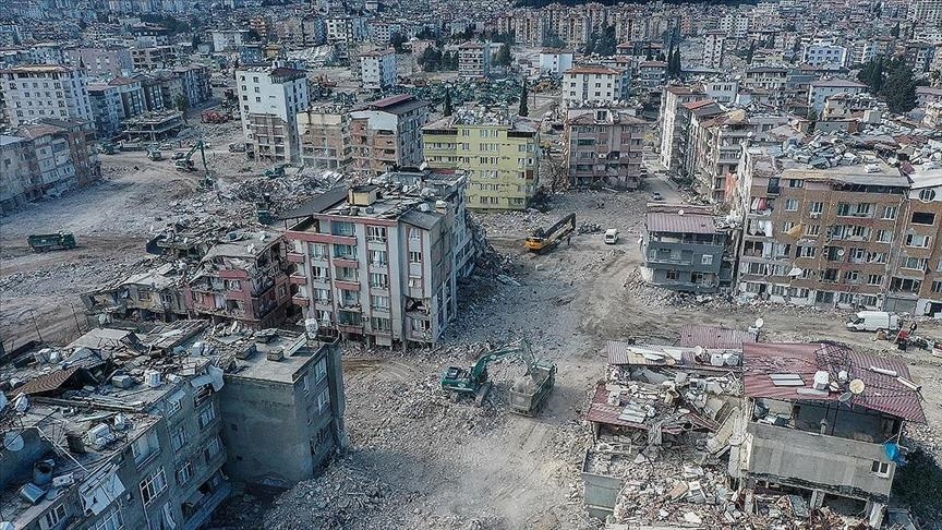 Türkiye, numri i viktimave nga tërmeti rritet në 48.448