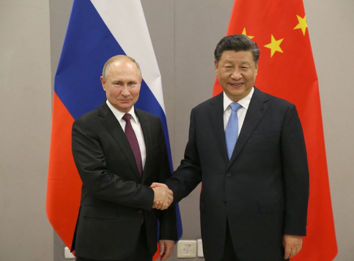 Presidenti kinez Xi Jinping nis vizitën zyrtare në Rusi
