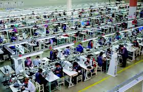Viti 2024 po thellon krizën e sektorit të manifakturës! Në janar dhe shkurt eksportet e tekstileve ranë 38 mln €
