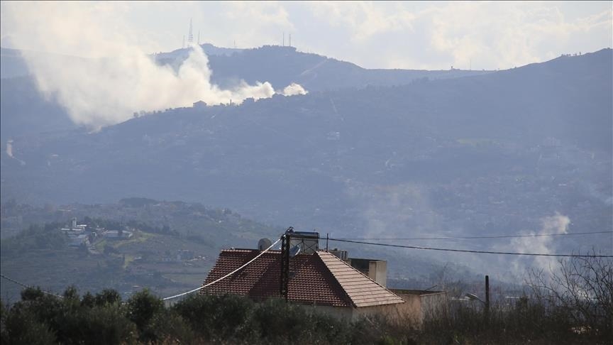 Avionët luftarakë izraelitë goditën një qytet në jug të Libanit