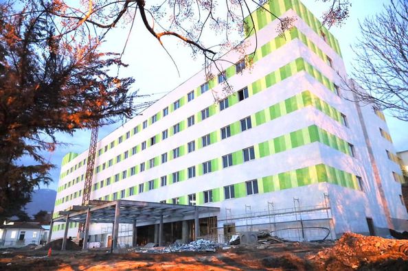 Manastirliu: Pas pak ditësh vihet në funksion Spitali i ri i Sëmundjeve të Brendshme