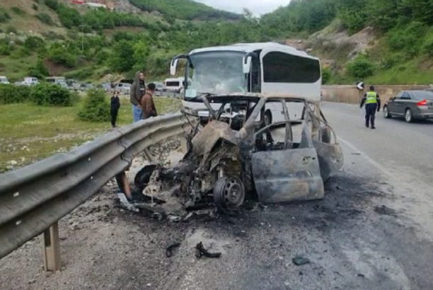 Aksidenti i rëndë në Përrenjas me gjashtë të plagosur, arrestohet shoferi i “Benz”-it
