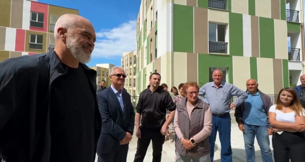 Përmbyllet rindërtimi në Krujë, Rama: Shtëpi falas, me infrastrukturë e hapësira të reja publike