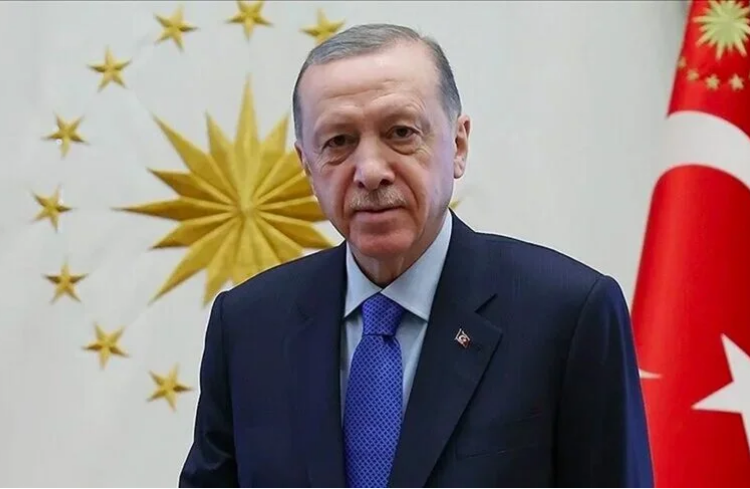Erdoğan uron 570-vjetorin e çlirimit të Istanbulit