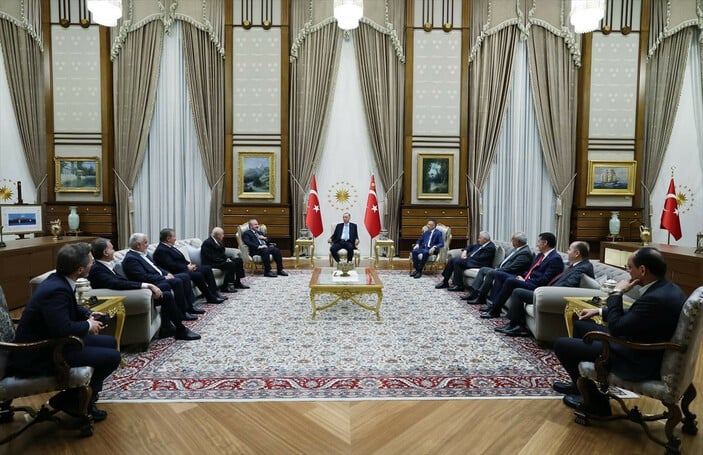 Presidenti Erdogan u takua me krerët e Aleancës Popullore