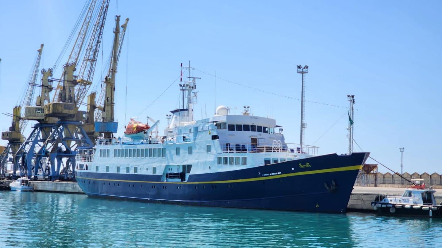 Anija turistike “MS Monet”, kroçiera e radhës e ankoruar në portin e Durrësit
