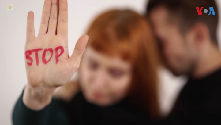 Treguesit e dhunës në familje në rritje në Shqipëri