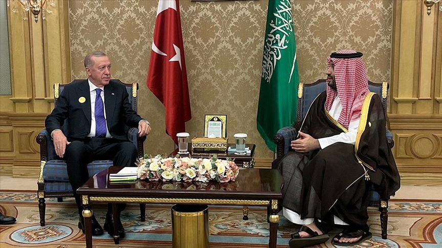 Erdoğan takohet me Princin e Kurorës së Arabisë Saudite në Rijad