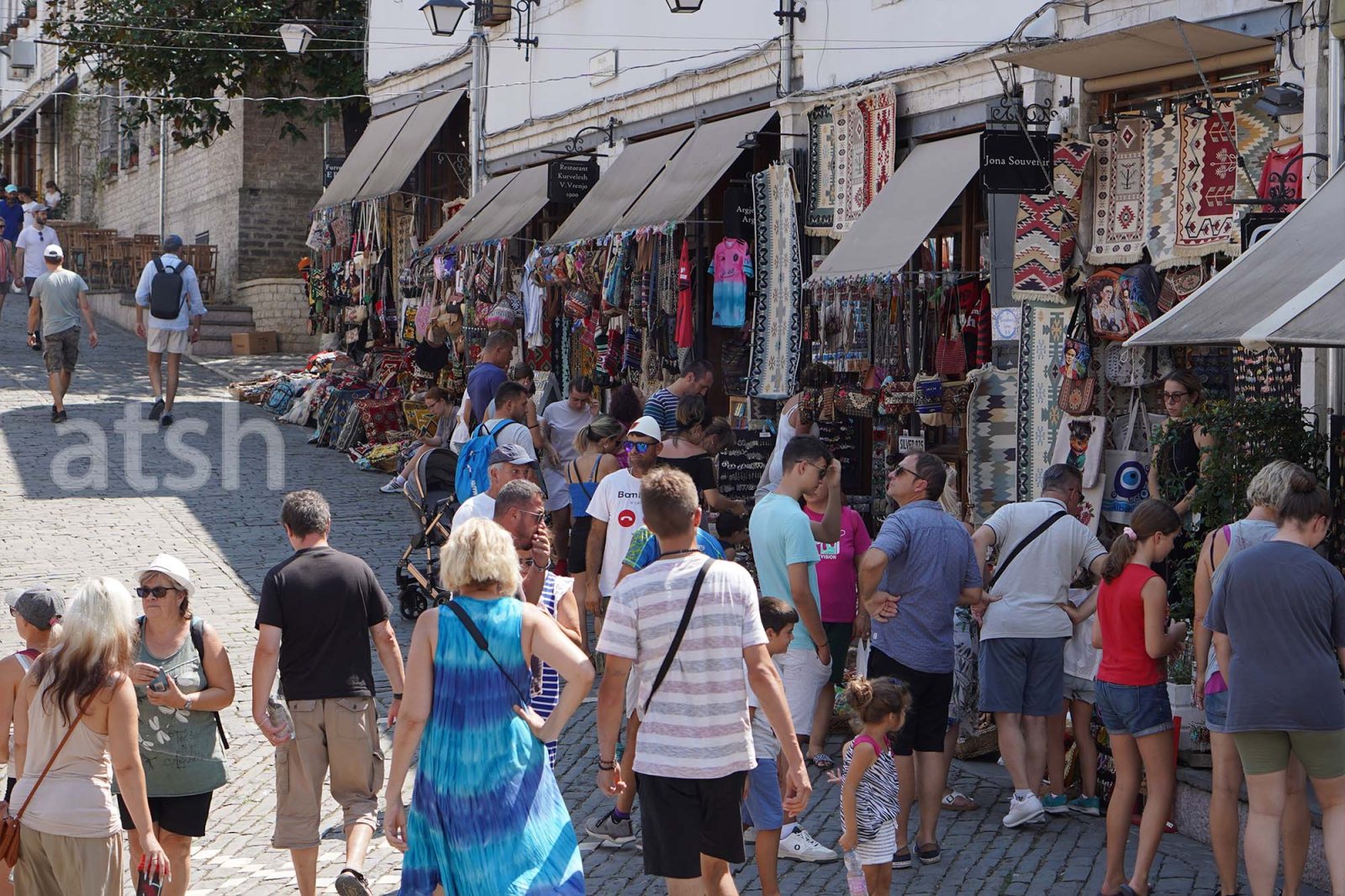 Golemi për ATSH-në: Mbi 400 mijë turistë vizituan Gjirokastrën, interes i lartë edhe për muajt në vijim