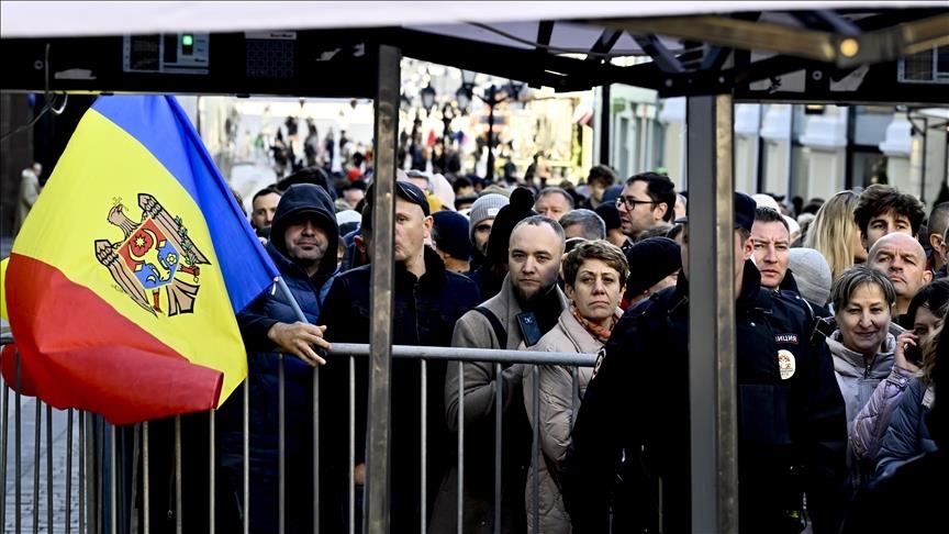 Qytetarët moldavë votojnë kundër anëtarësimit në BE në referendum