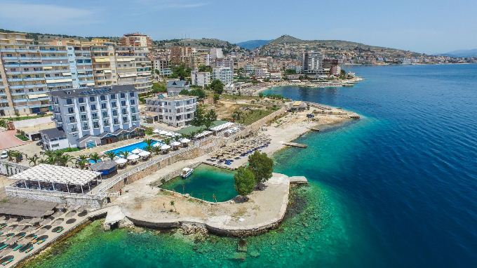 INSTAT: 92.7% e turistëve u akomoduan në hotele