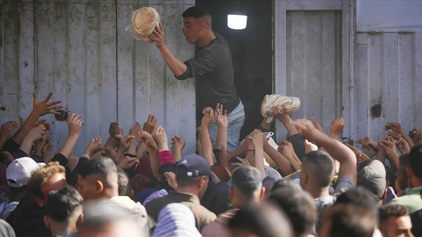 Thellohet kriza e miellit dhe bukës në jug të Rripit të Gazës ku Izraeli vazhdon sulmet