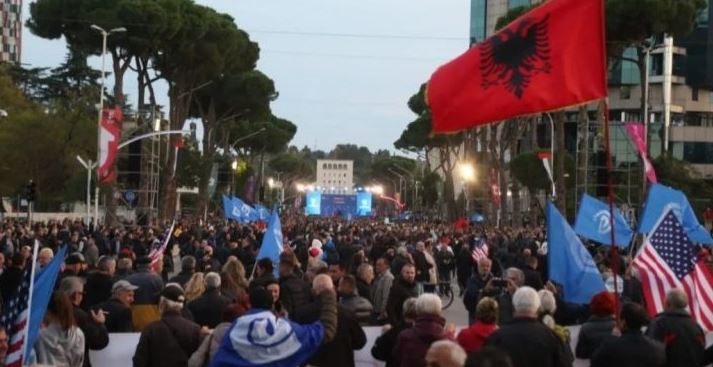 Burgosja e Salianjit zbret opozitën në shesh/ Skenarët e protestës që nis te Kryeministria dhe do përhapet në disa zona të Tiranës