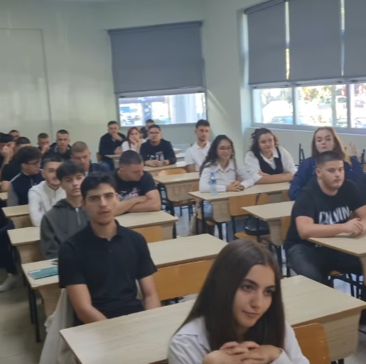 Vlorë, mbi 4000 studentë nisën vitin e ri akademik në Universitetin “Ismail Qemali”