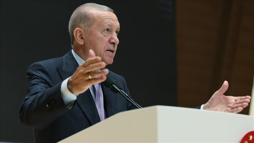 Presidenti Erdoğan sinjalizon reformë kushtetuese për Türkiyen