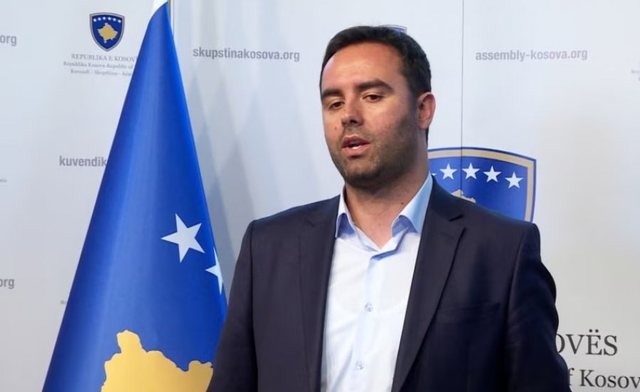 Konjufca: Bashkësia ndërkombëtare është e njëanshme në relacionet mes Kosovës dhe Serbisë