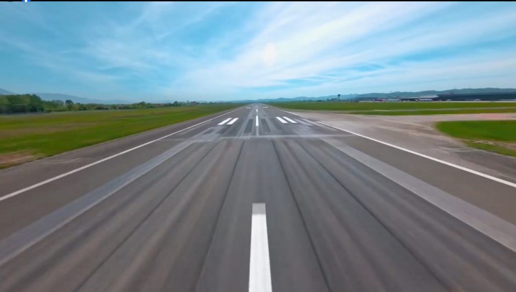 Rama: Investimet në aeroportin e Rinasit, i përgjigjen fluksit të shtuar të pasagjerëve