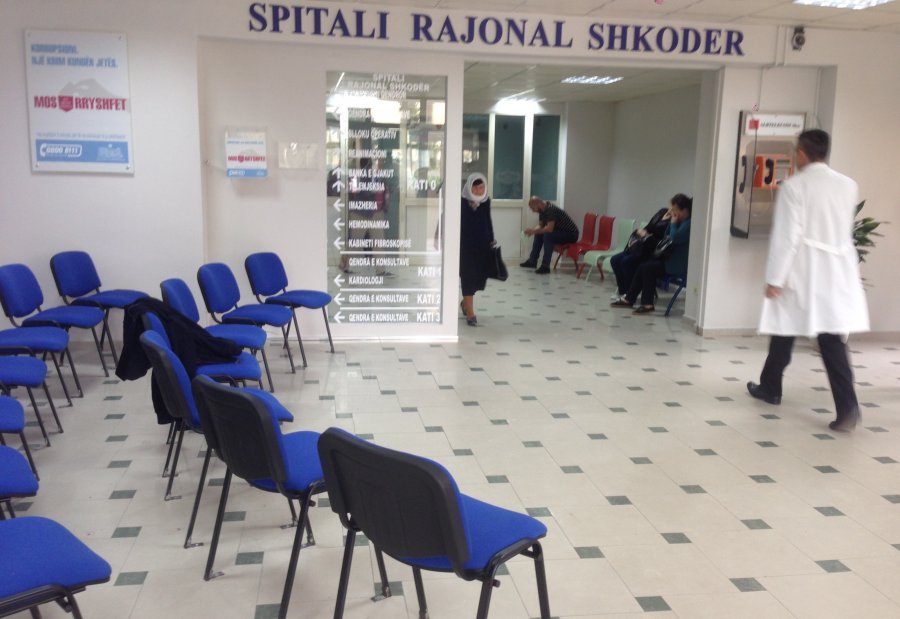 Spitali Rajonal Shkodër për zjarrin: Pacientët i larguam në kohë, nuk ka të lënduar