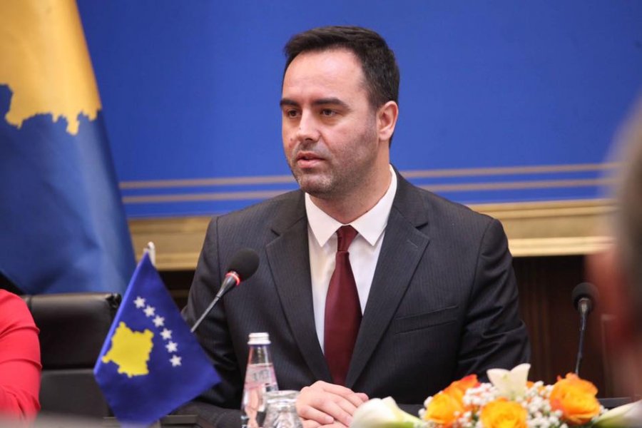 Konjufca: Nuk mundet që deputetja e Serbisë të punojë për statutin e Asociacionit