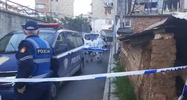 Vrasja në Tiranë, policia dyshon se mund të jetë përfshirë një personi i tretë në ngjarje
