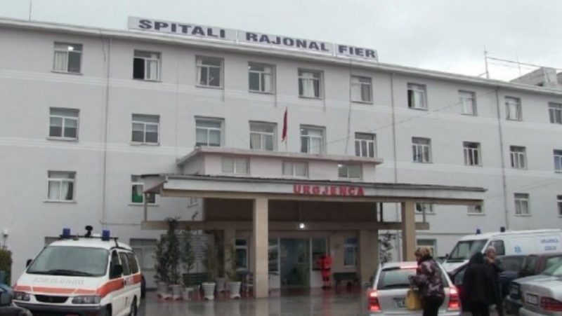 Paraqitet në spital për ndihmë mjekësore pasi tentoi të vetëvritej, 64-vjeccari në gjendje kritike për jetën