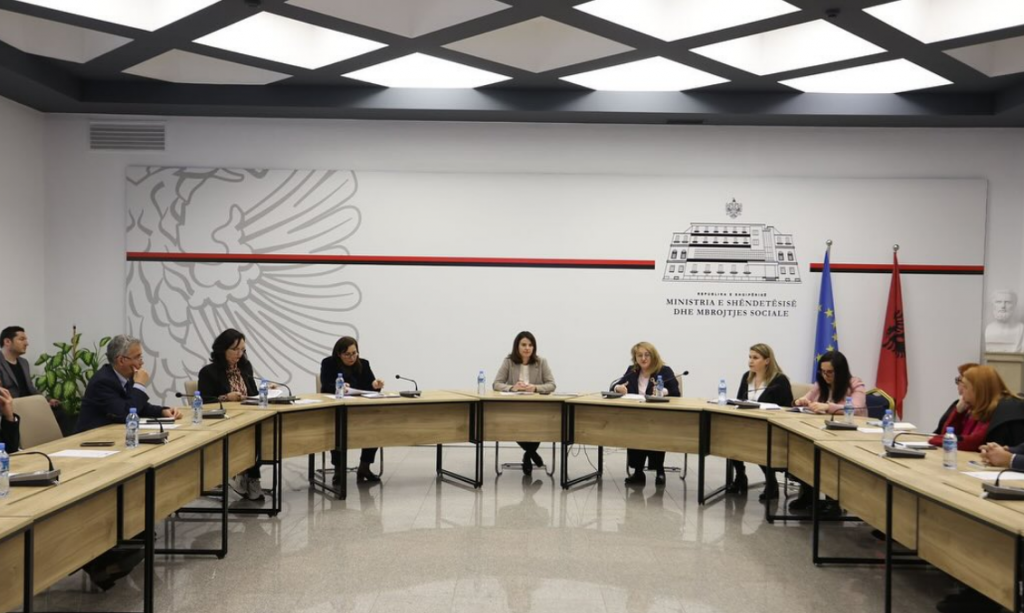 Mbledhja e parë e Këshillit Konsultativ, Koçiu: Në fokus, prioritetet dhe objektivat e MSHMS-së për Shqipërinë 2030