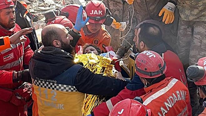 Türkiye, vogëlushja 4-vjeçare shpëtohet nga rrënojat 132 orë pas tërmetit
