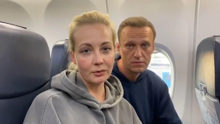 Gruaja e Navalny-t dyshon në vdekje e burrit të saj, thotë se informacionet vijnë vetëm nga burimet shtetërore ruse