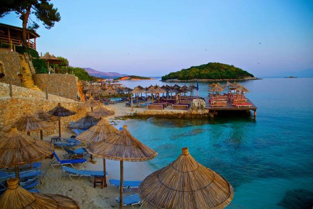 ”The Sun”: Shkoni në Shqipëri, në Maldivet e Evropës!