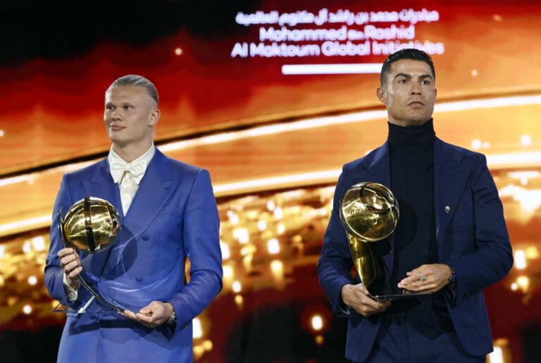 Ronaldo shkëlqen në “Globe Soccer Awards”, fiton tre trofe, portugezi flet për favoritët në Champion dhe të ardhmen (VIDEO)