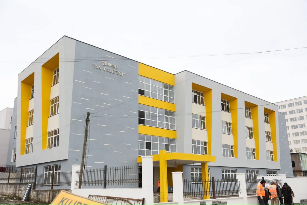Rama: Gjimnazi “Isa Boletini” në Vorë, një nga 30 shkollat që përfundojmë brenda këtij viti