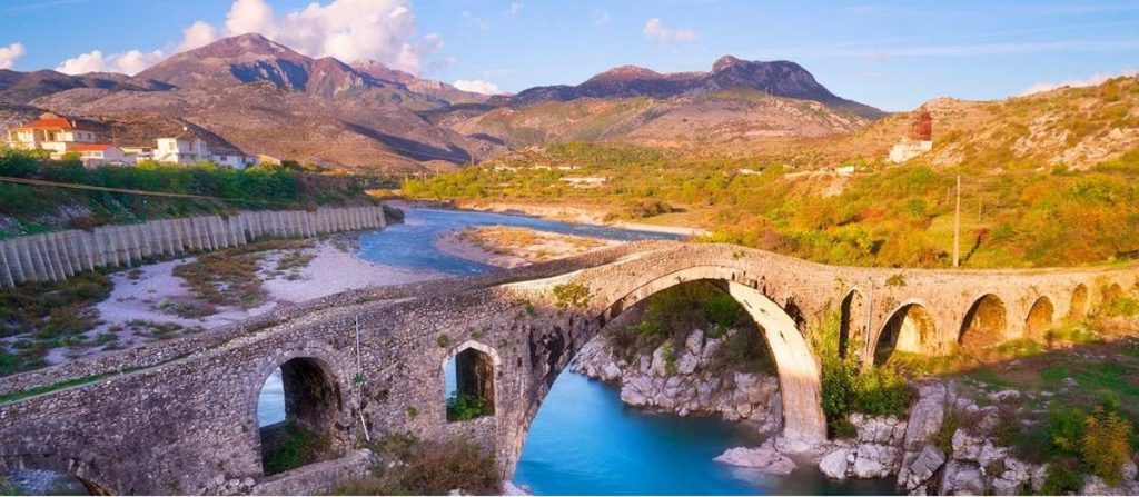 Media spanjolle “Lecturas”: Shqipëria mes destinacioneve evropiane perfekte për pushime 