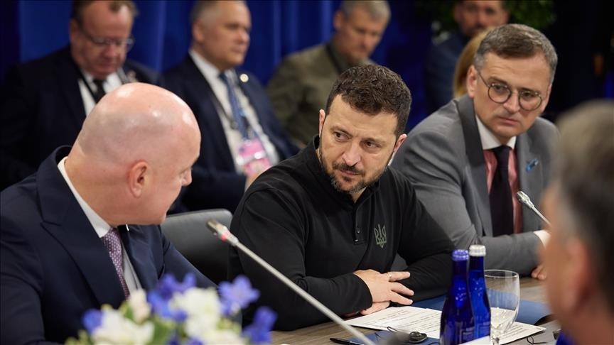 Zelenskyy në takimin me Bidenin kërkon heqjen e 