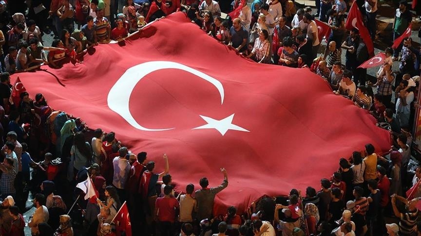 Tentativa tradhtare për grusht shteti, 7 vjet nga rezistenca historike e popullit turk