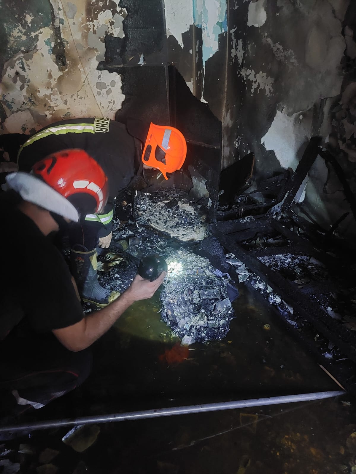 Për të dytën herë! Bombola e gazit shpërthen në flakë, shkrumbohet banesa në Berat