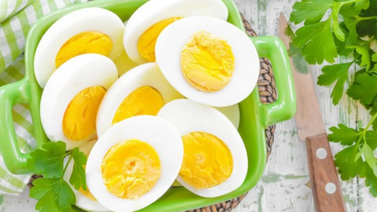 Nga përdorimi i vezëve deri tek i ftohti, këto këshilla në lidhje me shëndetin ju bëjnë më shumë dëm sesa mirë